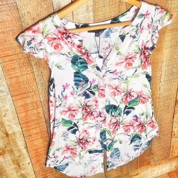 Sanctuary | Ruffle Craft Shell Top In Paradise - Picture 3 of 8